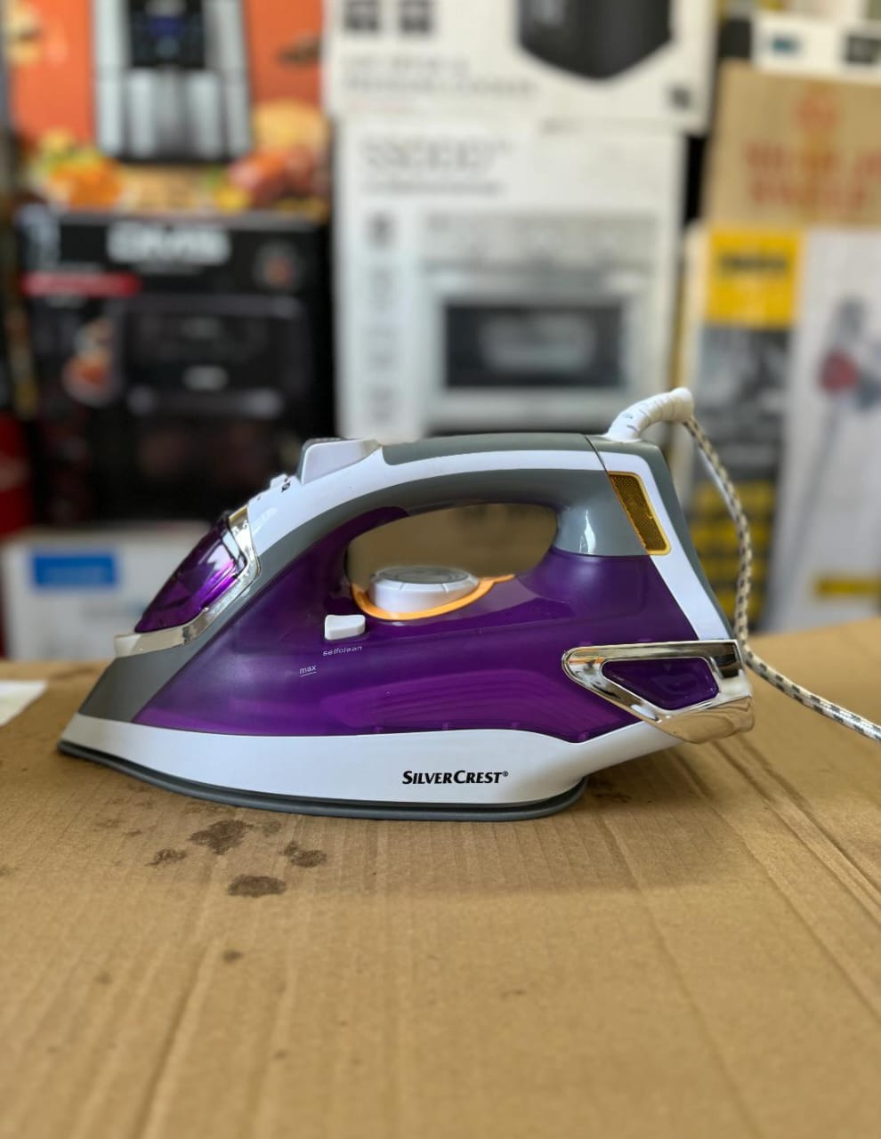 Lot imported steam iron