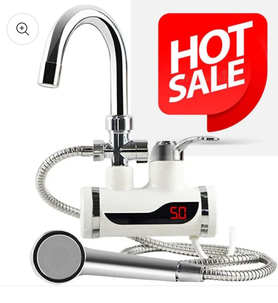 Hot and cold water faucant device